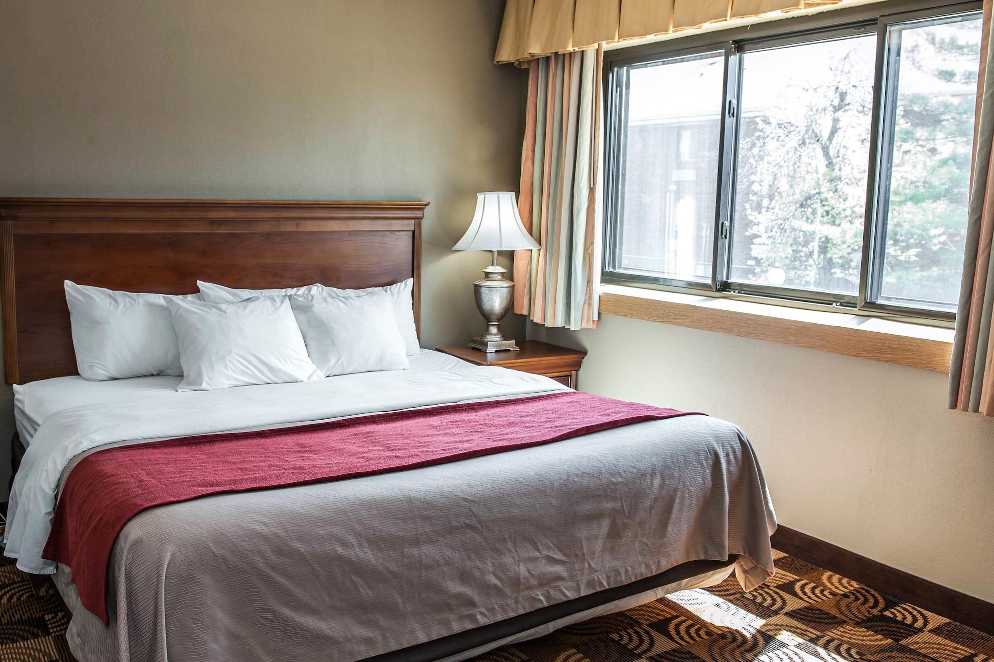 Comfort Inn & Suites North At The Pyramids Indianapolis Ngoại thất bức ảnh