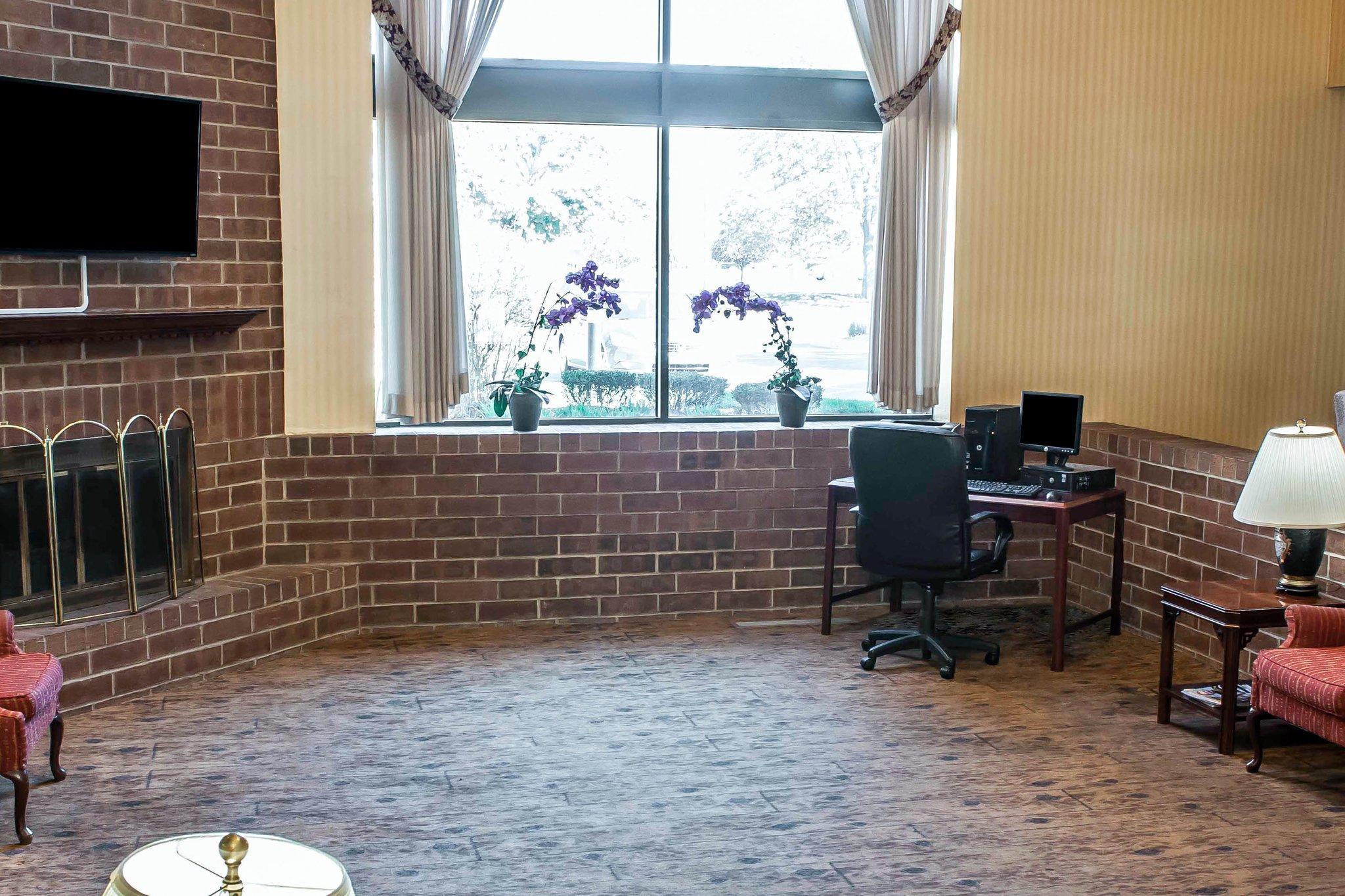 Comfort Inn & Suites North At The Pyramids Indianapolis Ngoại thất bức ảnh