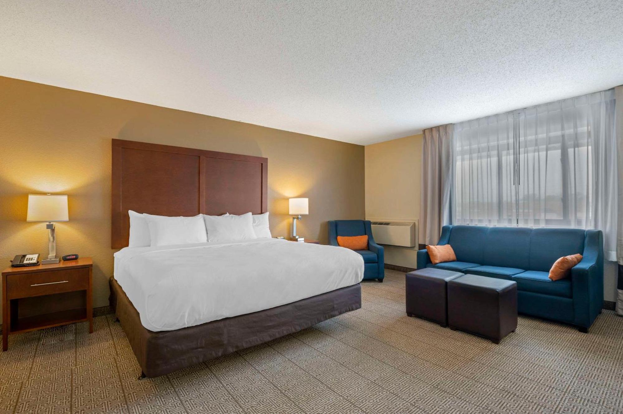 Comfort Inn & Suites North At The Pyramids Indianapolis Ngoại thất bức ảnh