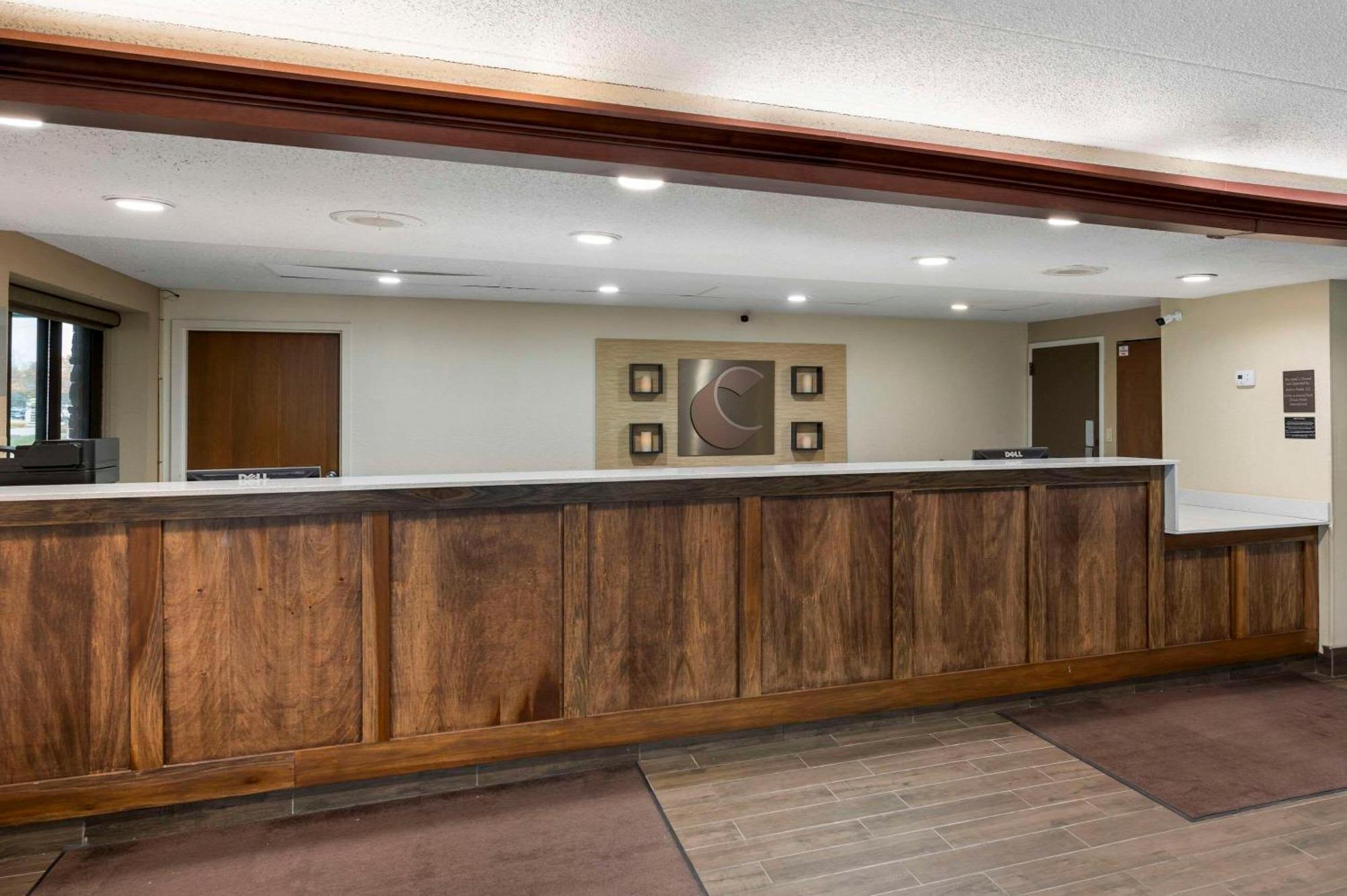 Comfort Inn & Suites North At The Pyramids Indianapolis Ngoại thất bức ảnh