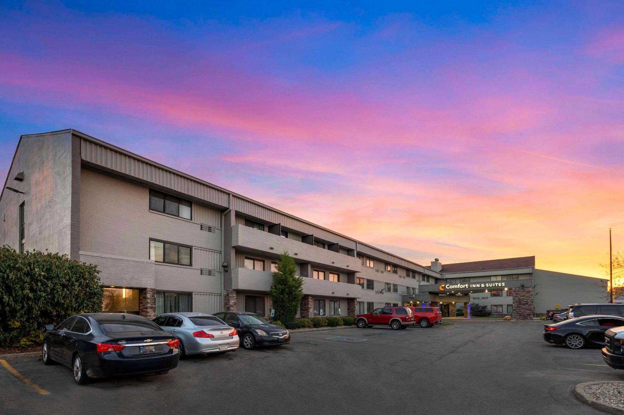 Comfort Inn & Suites North At The Pyramids Indianapolis Ngoại thất bức ảnh