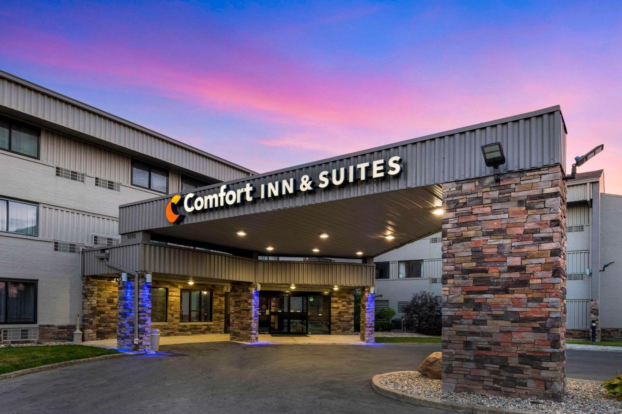 Comfort Inn & Suites North At The Pyramids Indianapolis Ngoại thất bức ảnh