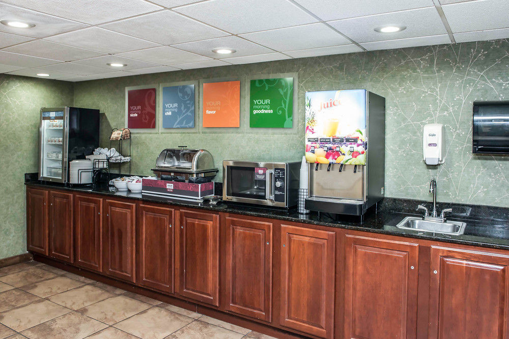 Comfort Inn & Suites North At The Pyramids Indianapolis Ngoại thất bức ảnh